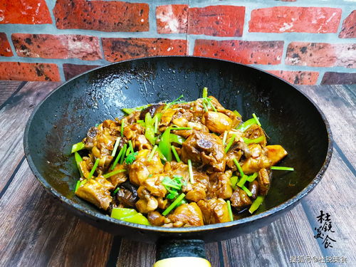 三伏天南方为什么要吃鸡 美味黄焖鸡,肉质滑嫩,一年好身体